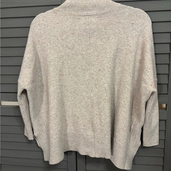 LOFT Boxy Fit Heathered Beige Oversized Mock Neck Knit Sweater Size XS - Picture 8 of 8